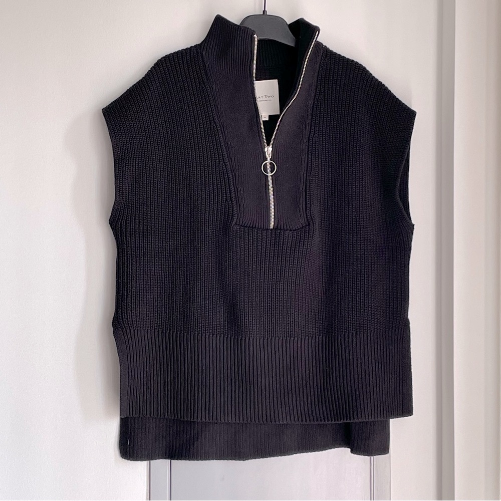 PART TWO Black Sleeveless Sweater Vest with Zipper